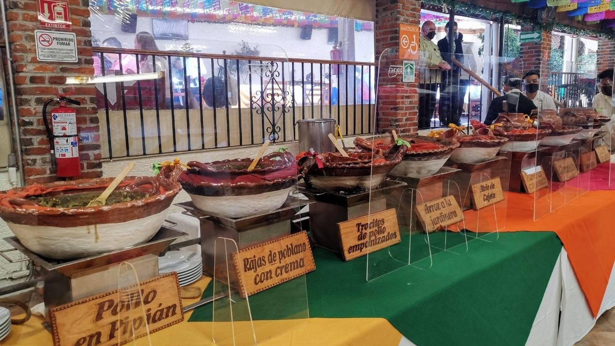 Desayuno buffet El Arroyo: abundante y deliciosa comida mexicana – Blog de  viajes, restaurantes y más